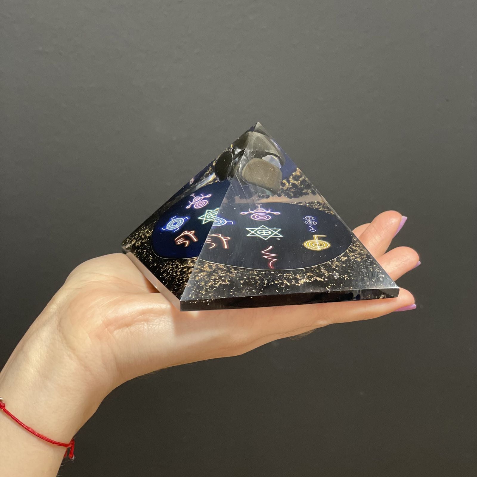 Orgonietpiramide Midnight Reiki