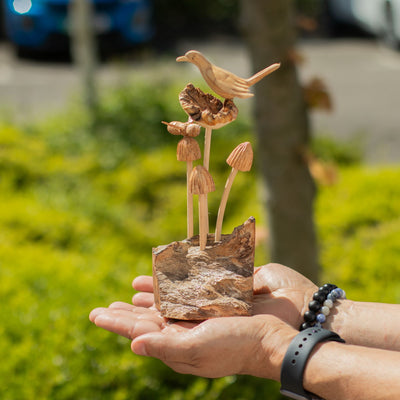 Sculptuur van parasiet hout
