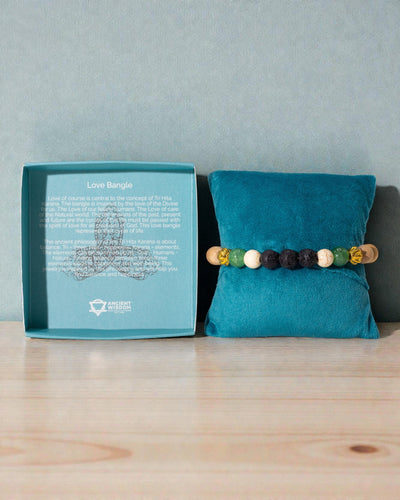 TriHita Love – Armband van Liefde en Harmonie uit Bali