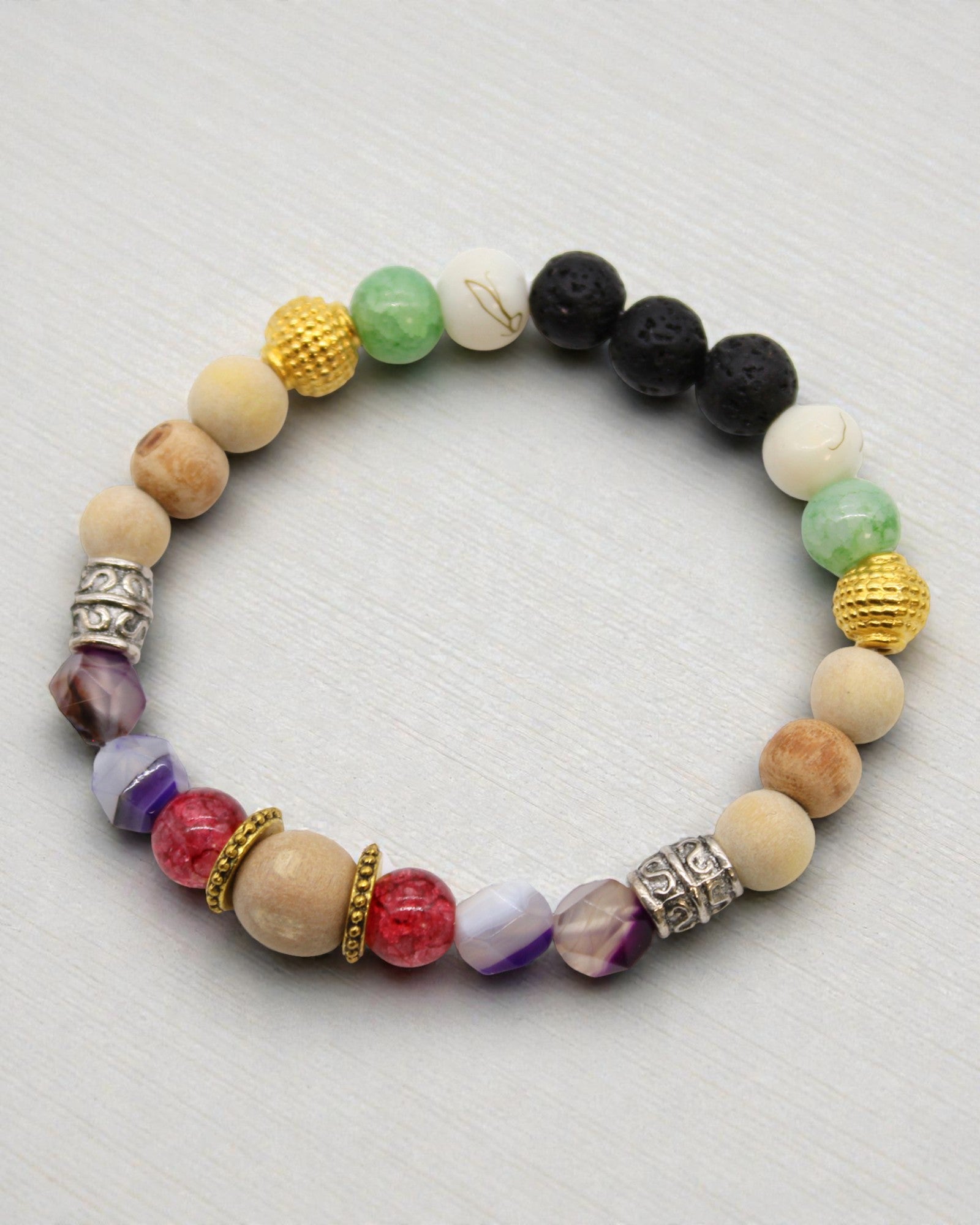 TriHita Love – Armband van Liefde en Harmonie uit Bali