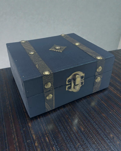 Herbaciana Arka Atlantydy – Vierkante Blauwe Oud‑Hollandse Kist