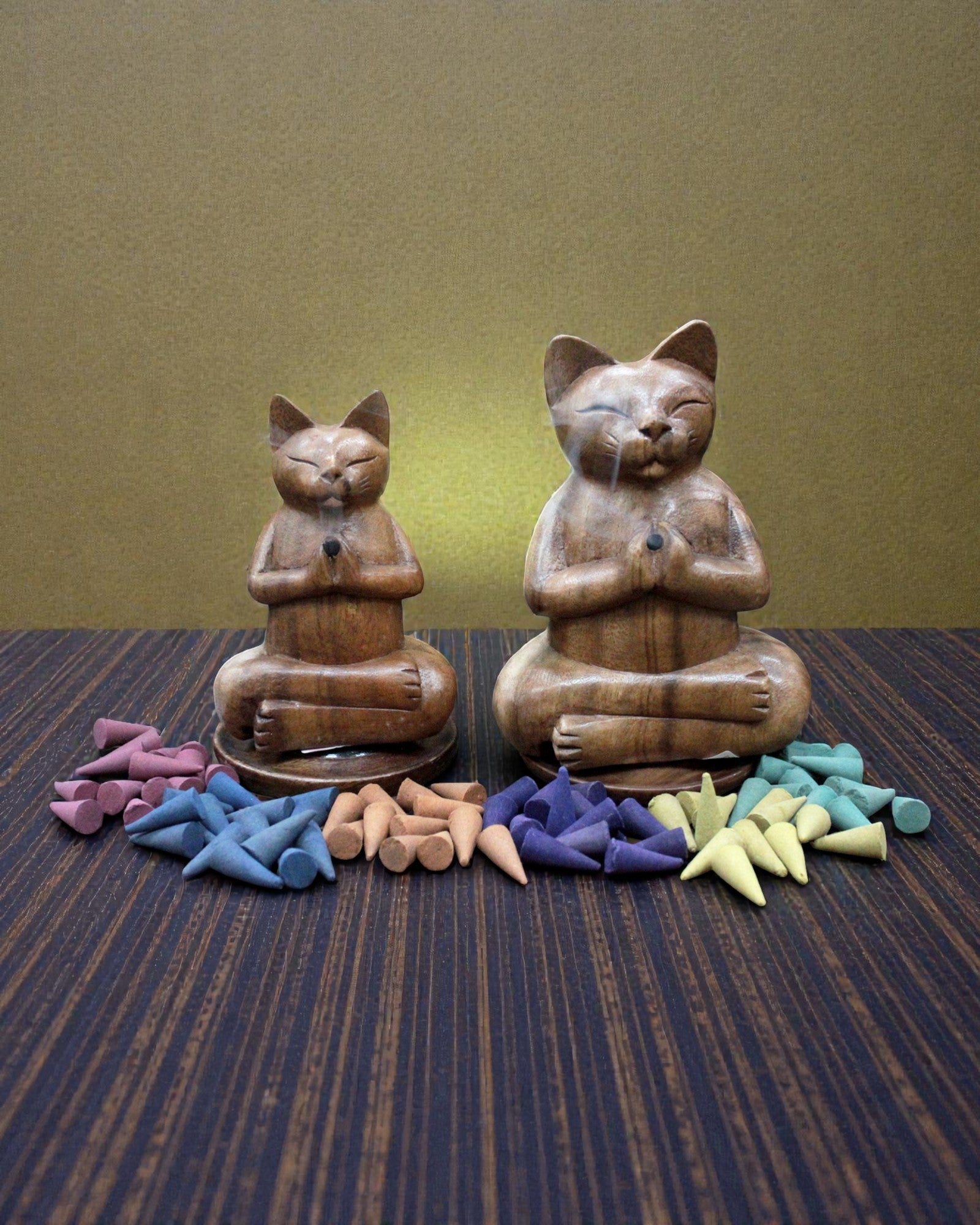 ZenCat Groot – 17 cm, houten yogakat voor wierookstokjes