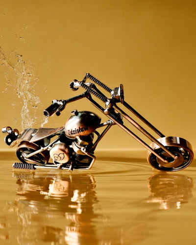 Handgemaakt Motorfietsmodel van ijzer, Chopper, personalisatie, gravure als cadeau