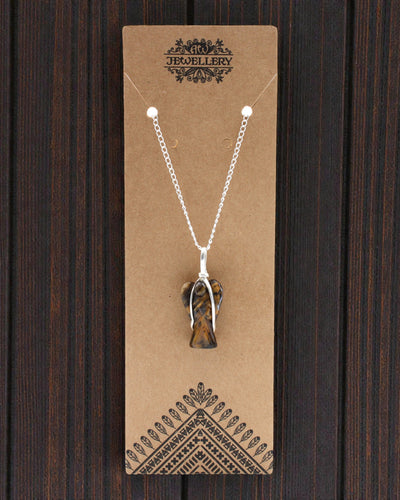 Beschermgeest – Hanger Beschermengel van Tijgeroog