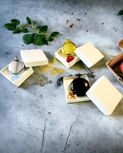 Klassieke Mechanische Zakhorloge met Dubbele Deksel, Handmatig, Gouden Kleur, met Gravure