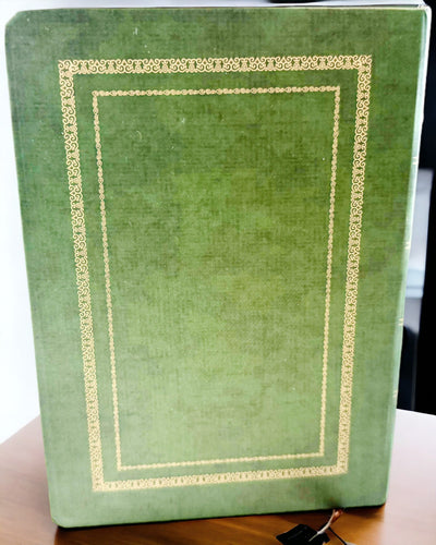Groen Decoratief Notitieboek met Drakenmotief - Fantasy Inspiraties, met gravure
