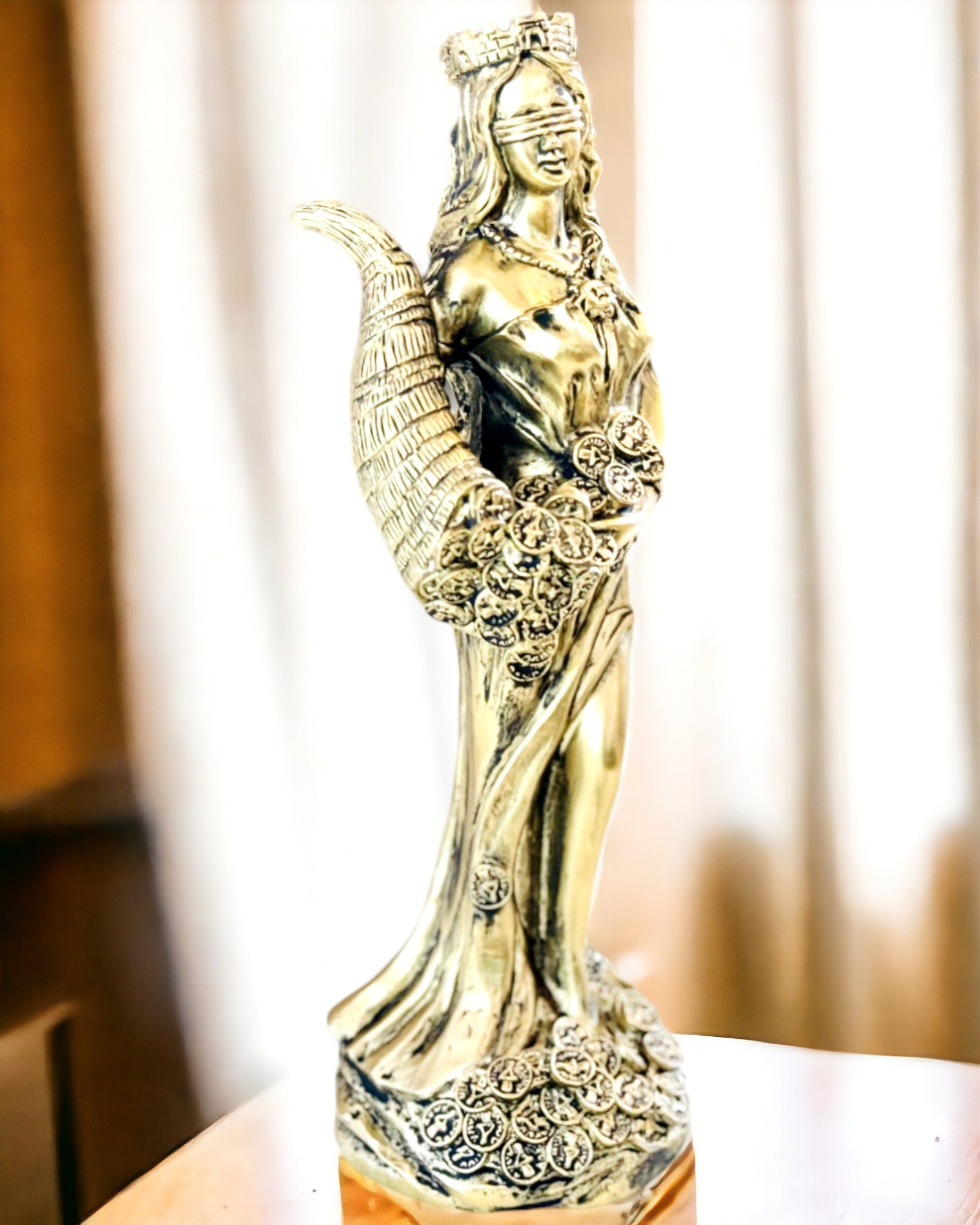 "Beeld van de Godin van Overvloed" - Decoratief Harsbeeld van Fortuna voor Thuis en Kantoor
