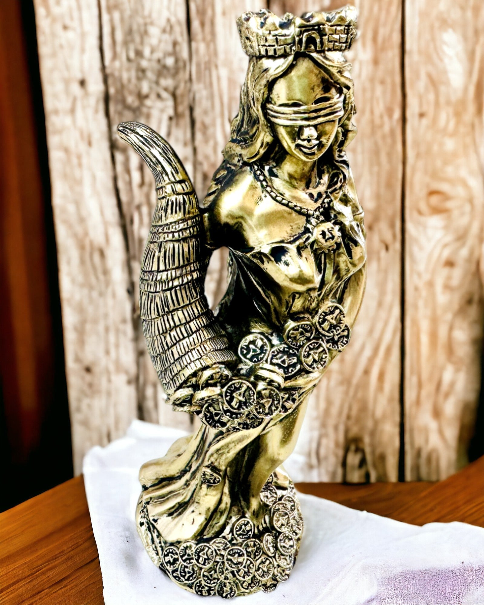 "Beeld van de Godin van Overvloed" - Decoratief Harsbeeld van Fortuna voor Thuis en Kantoor