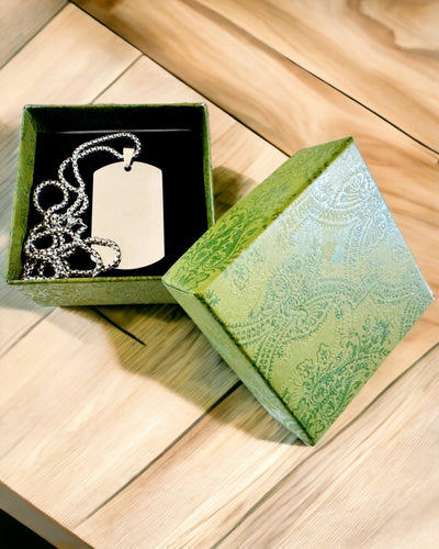 Ketting met Dog Tag "Drie Tintjes Stijl" - Identiteitsplaatje - Elegante Hanger van Roestvrij Staal met Gravure Optie