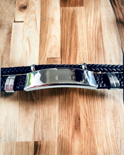 Herenarmband van PU-leer en roestvrij staal met graveermogelijkheid – Verkrijgbaar in twee kleuropties