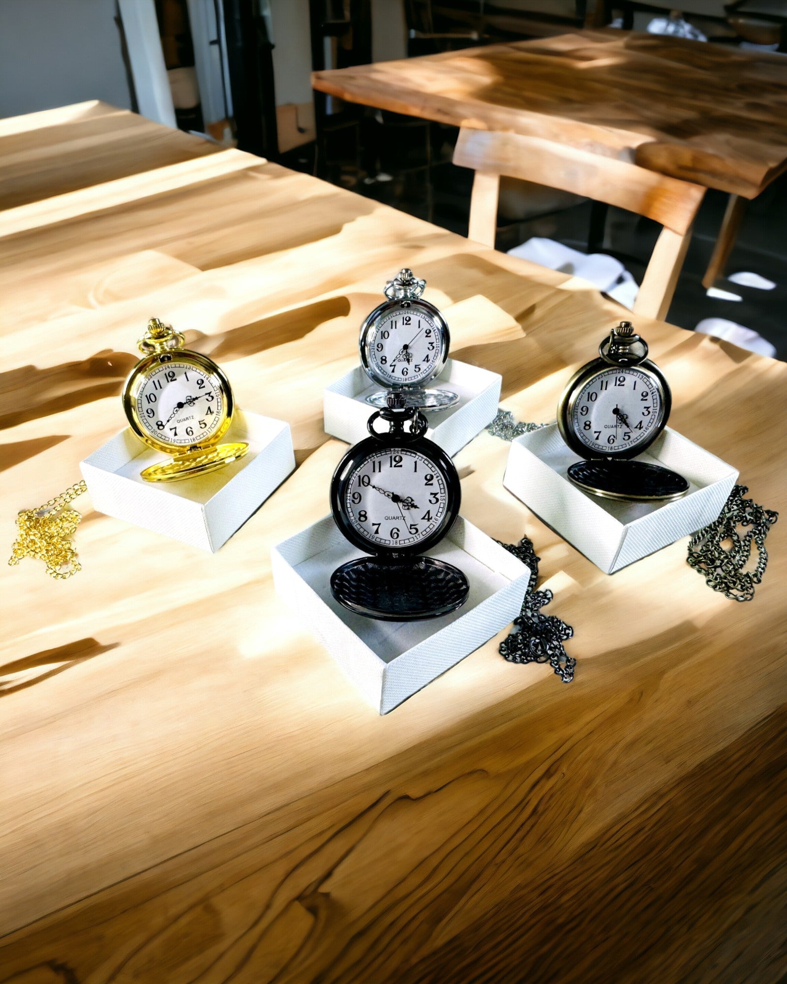 Vintage zakhorloge met personalisatiemogelijkheid - geborsteld goud