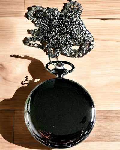 Zwarte zakhorloge "Klassieke Elegantie" met graveermogelijkheid