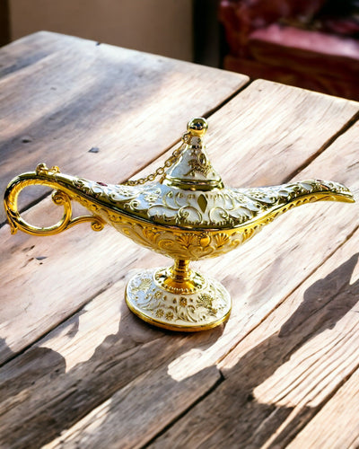 Magische Lamp van Aladdin met Graveeroptie - Witte Variant, verweven met goud