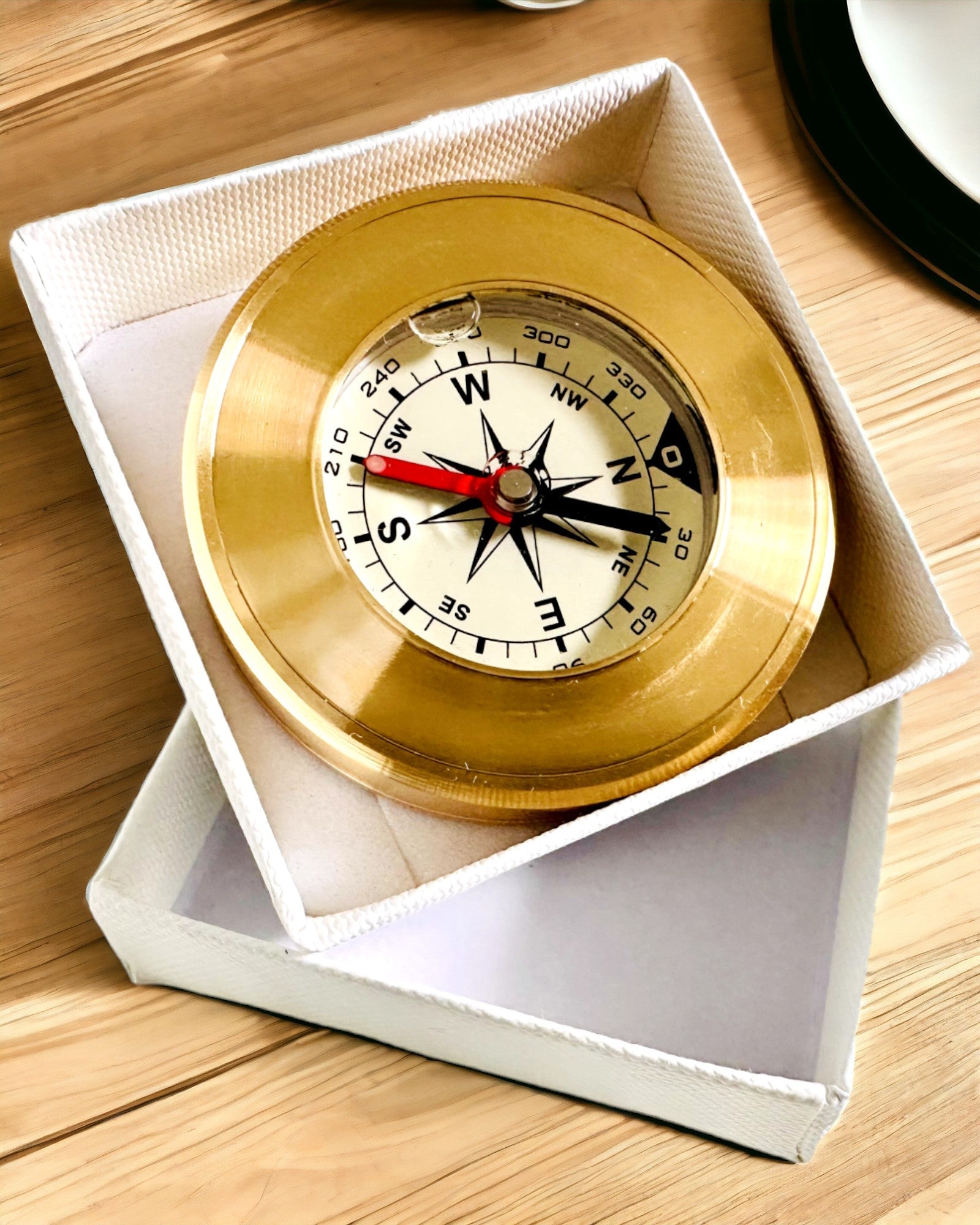 Navigatiekompas met Graveermogelijkheid, Messing, Klassiek Design – 5 cm