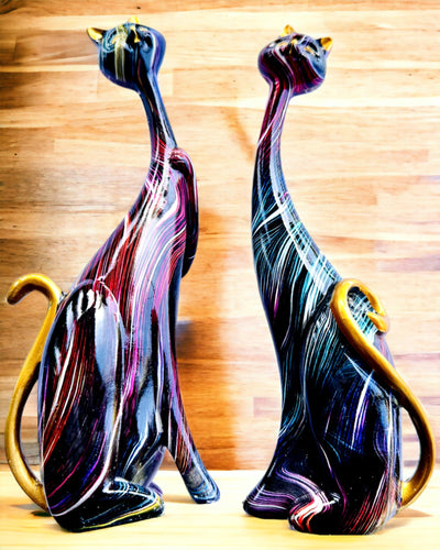 "Koci Eleganci" - Set Decoratieve Beelden van Hars met de mogelijkheid tot personalisatie met gravure