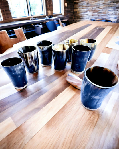 Handgemaakte Kleine Beker met Gravure Optie, Indiase Beker, personalisatiemogelijkheid als cadeau, gravure. Donkere kleur