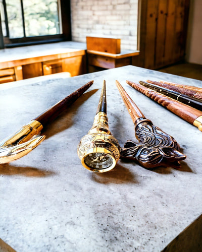 Kompasso Black - Wandelstok - Handgesneden Hout - Exclusieve Editie met Gravure Optie