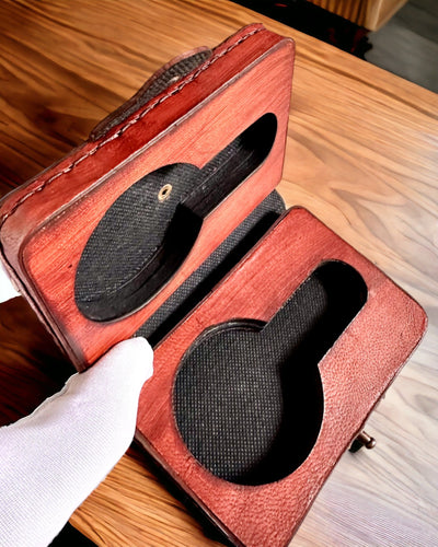 Commandantsetui – Handgemaakt Etui voor Zakhorloge of Kompas met Mogelijkheid tot Personalisatie