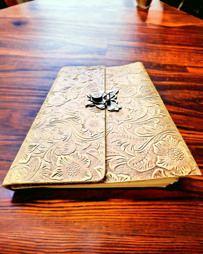 Luxe Retro Notitieboek met Leren Omslag - "Vintage Elegance", 480 pagina's, mogelijkheid tot personalisatie met gravure
