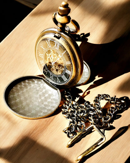 Klassieke zakhorloge "Vintage Elegance", kleur goud, mogelijkheid tot personalisatie met gravure