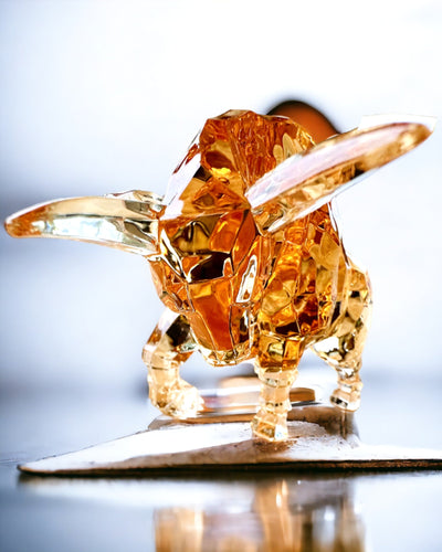 Beeld "Gouden Stier" van Hars, transparant design, mogelijkheid tot personalisatie