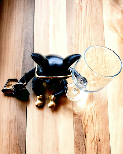Exclusief Beeldje "Stijlvolle Bulldog", kleur zwart, houder voor wijnglas of champagneglas, personalisatie met gravure