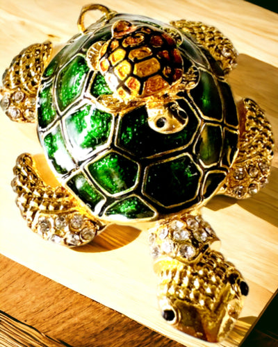 Sieradendoosje "Żółwiowa Rodzinka" - kleur groen, personalisatie met gravure