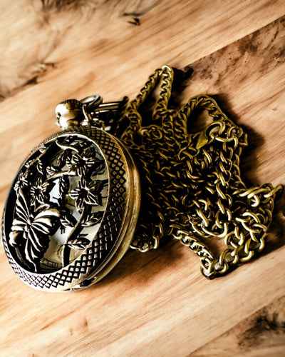 Zakhorloge "Vlinderelegantie" met de mogelijkheid voor personalisatie met gravure