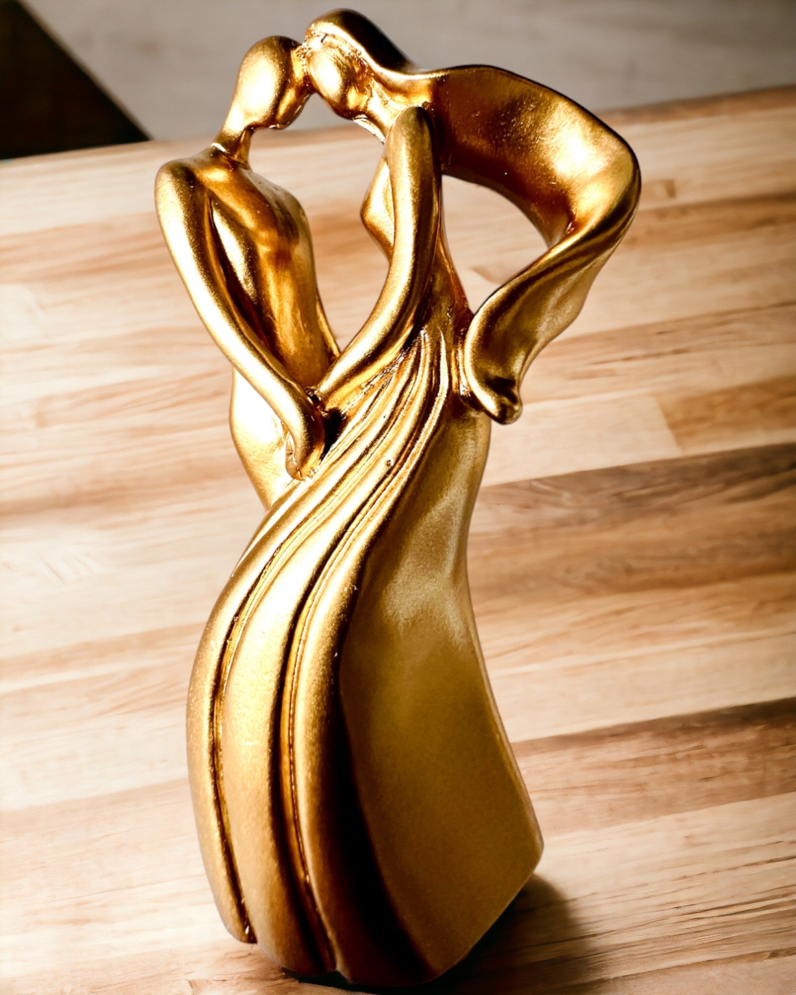 Rzeźba Miłości - "Wieczna Pasja" - Kleine Decoratieve Beeldje in Gouden Kleur met Graveeroptie