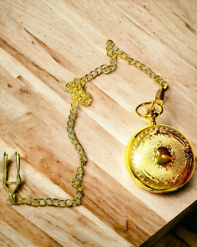Goudkleurig Vintage Zakhorloge met Gravures – Elegant Herenaccessoire, Perfect Cadeau-idee