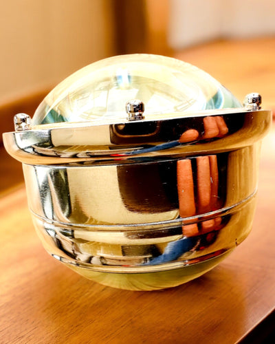 Bailey Compass Clock - Elegante Klok met Kompasmotief met Mogelijkheid tot Graveren