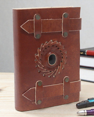 Lederen notitieboek Zwarte Onyx met riempjes – 15x10 cm