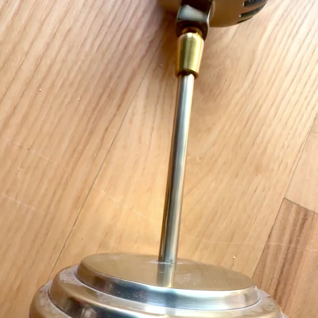 Retro microfoonbeeldje, personaliseerbaar met gravure, goudkleurig, 25 cm