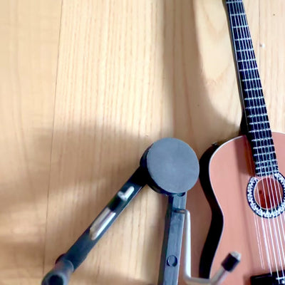 Mini klassieke gitaar met gravure - houten mahoniehouten decoratie 25 cm