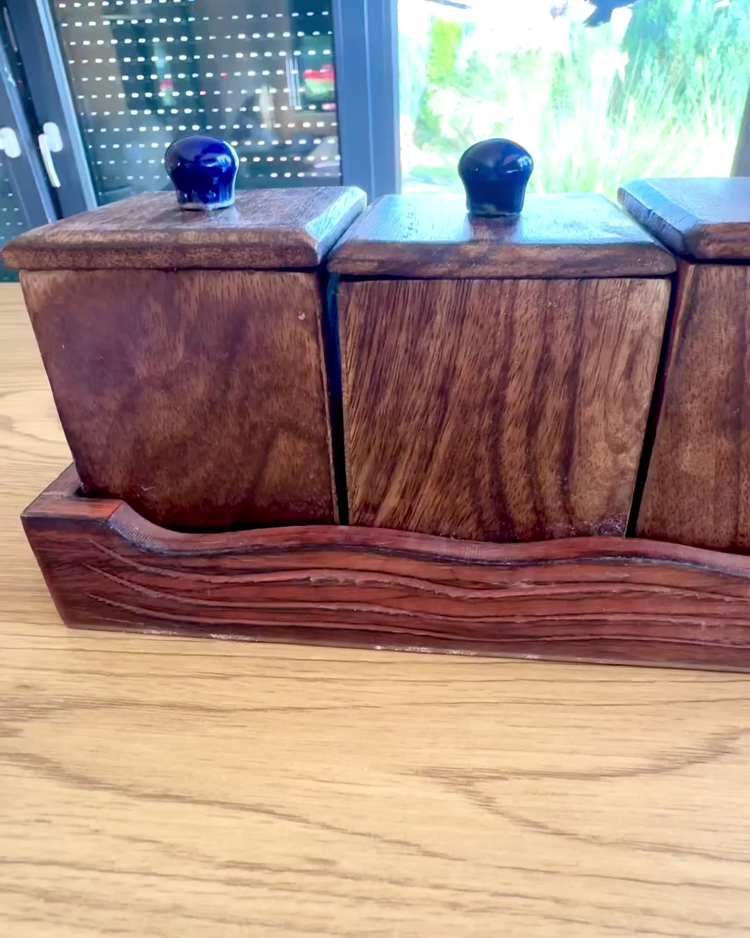 Set Royal Trio – Thee, Koffie, Suiker van Shisham hout, handgemaakt, met optie voor gravure als cadeau