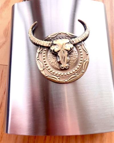 Bizon Flask – Stijlvolle Heupfles met Bizonmotief - mogelijkheid tot personalisatie met gravure als cadeau