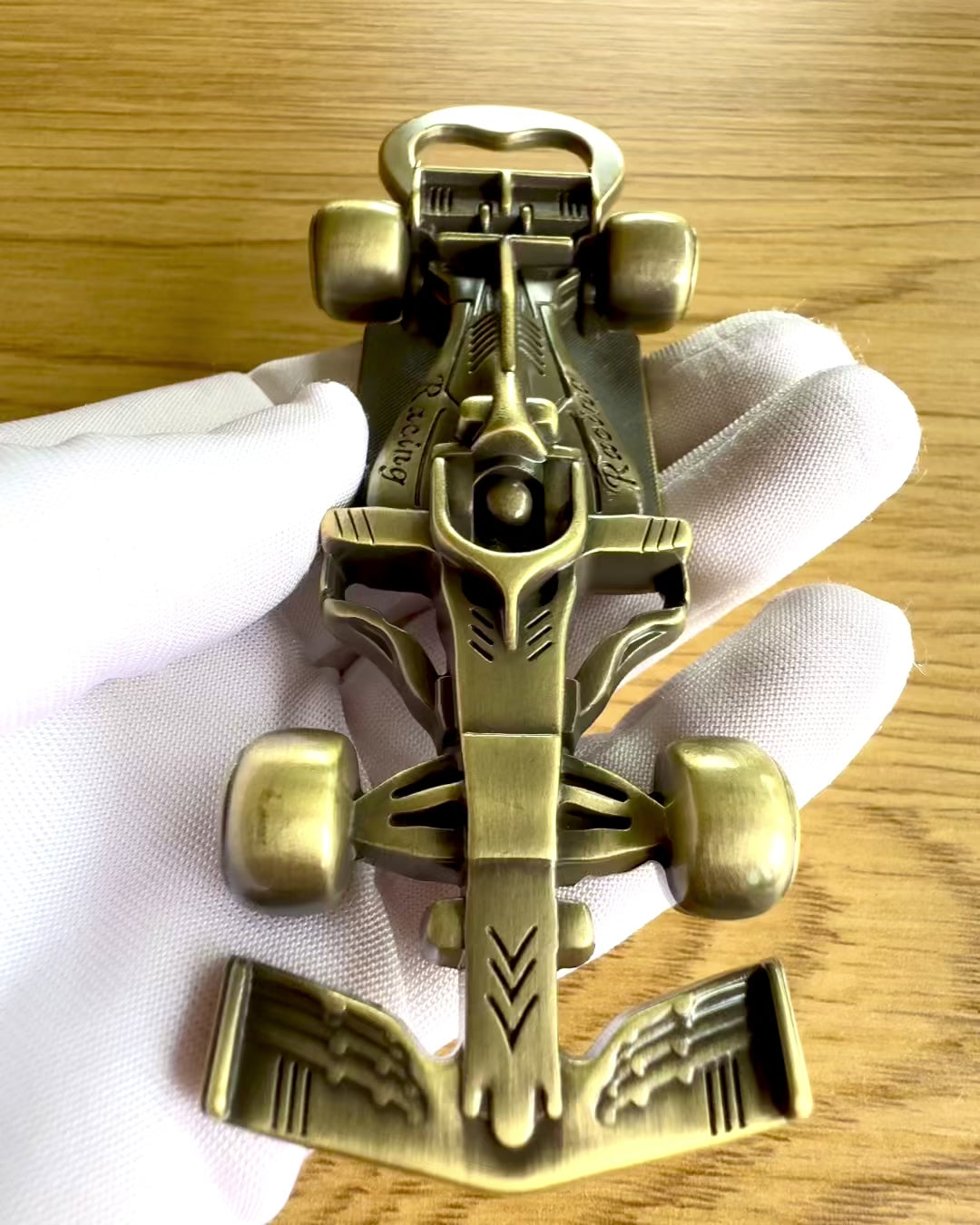 Flesopener Vintage Motorvoertuigen - 3 varianten, personalisatie met gravure als cadeau