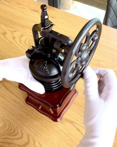 Retro koffiemolen "Vintage Café" 27 cm hoog, met de mogelijkheid voor personalisatie met gravure als cadeau