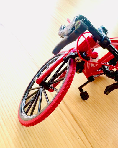 Miniatuur Metalen Model Rode Fiets "SpeedMaster" personalisatie met gravure als cadeau, 2 kleuropties