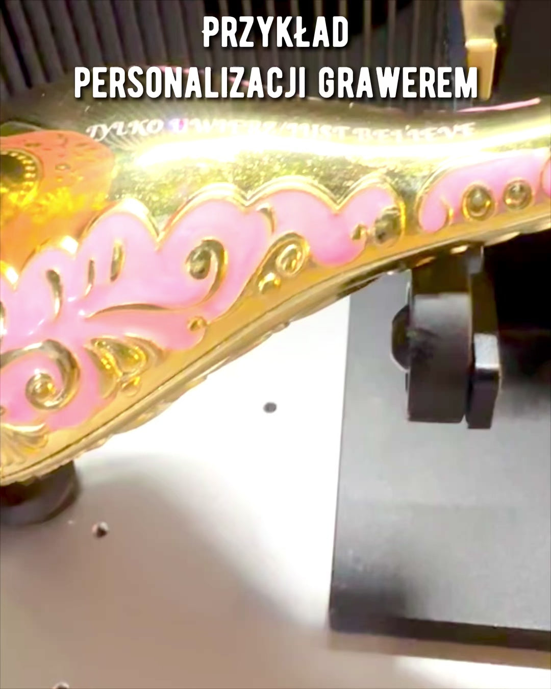 Magische Lamp van Aladdin met Graveeroptie - Roze Variant, verweven met goud