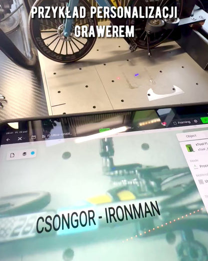 Miniatuurmodel van een triatlonfiets "SpeedStorm 1.2" personalisatie met gravure als cadeau