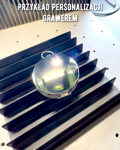 Waterdichte Messing Kompas met Gloei-effect - Onmisbaar voor Wandelen en Kamperen, personalisatie met gravure