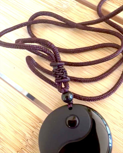 Boho Ketting van Obsidiaan Yin Yang Tai Chi, personalisatie mogelijk met gravure als cadeau