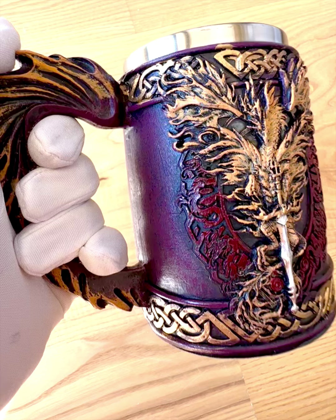 Mroczny Kufel Rycerza - 700 ml, mogelijkheid tot personalisatie met gravure als cadeau