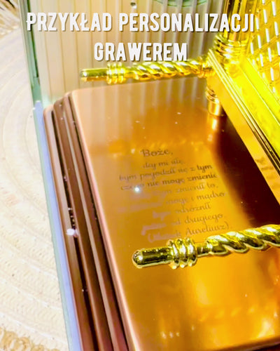 Majestueuze Miniatuur van de Ark des Verbonds in Gouden Omkadering 11,2 x 5,8 x 7,3 cm - Exclusieve ark, Decoratie in Gouden Uitvoering