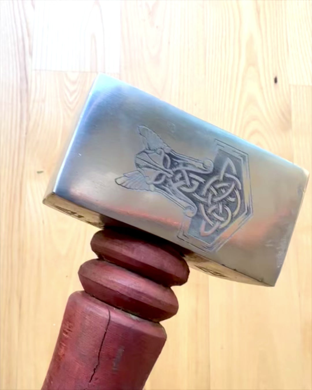 Mjölnir Hamer van de Skalds – 33 cm, Handgesmede Vikinghamer met Gravure-optie