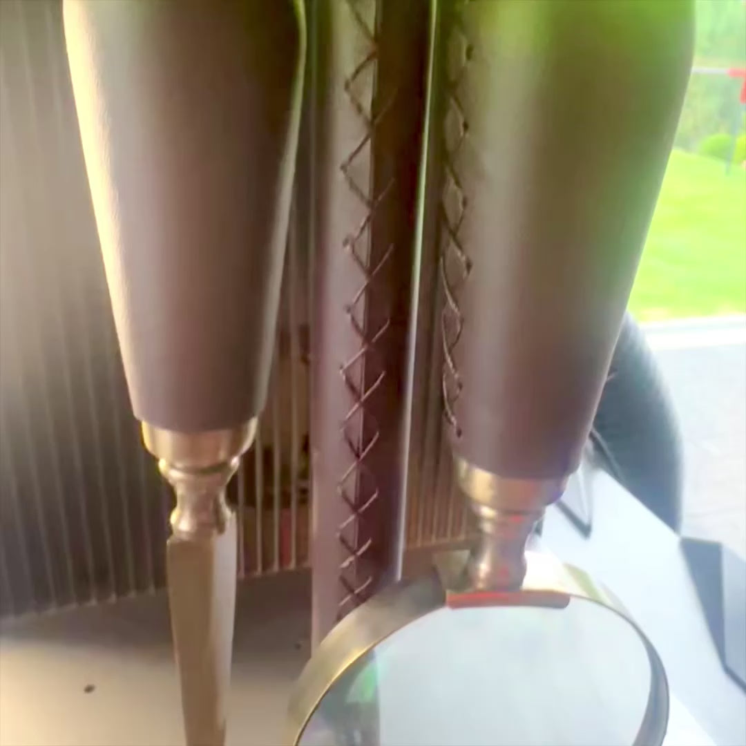 Elegante bureauset van messing en leer