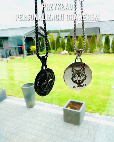 Kompas Ketting – Gesmede Sieraden van Roestvrij Staal voor Mannen en Vrouwen in Twee Kleuren, met Gravure
