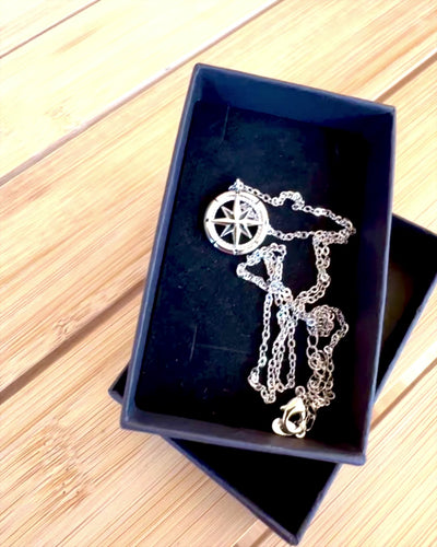 Zilveren Ketting met Klein symbool - Kompas van de "Reiziger", mogelijkheid tot personalisatie met gravure als cadeau