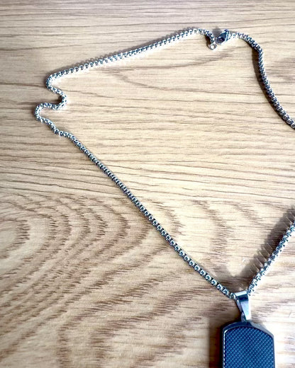Herenketting Dog Tag „SteelVision” – roestvrij staal, 15 varianten, personalisatie met gravure